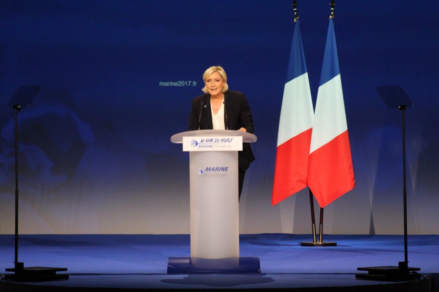 Marine Le Pen en meeting à Bordeaux, le 2 avril