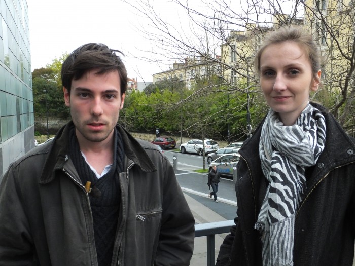Thomas Colinet et Lisa Jeanneaud, membres des Jeunes Communistes de Gironde.